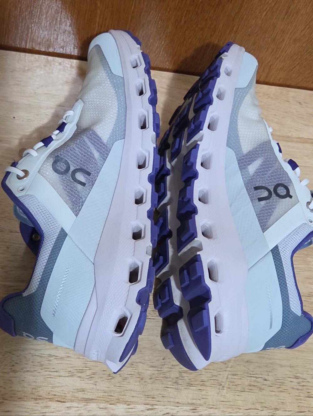 On Running Cloudvista Women's Size 8 Trail Running Shoes Sneakers Grey Purple - Picture 6 of 13
